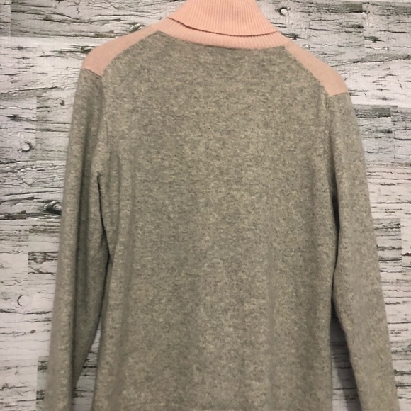 Soft Cashmere pink + grey turtleneck studded - Picture 2 of 6